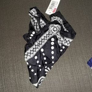 SKULL POCKET SQUARE